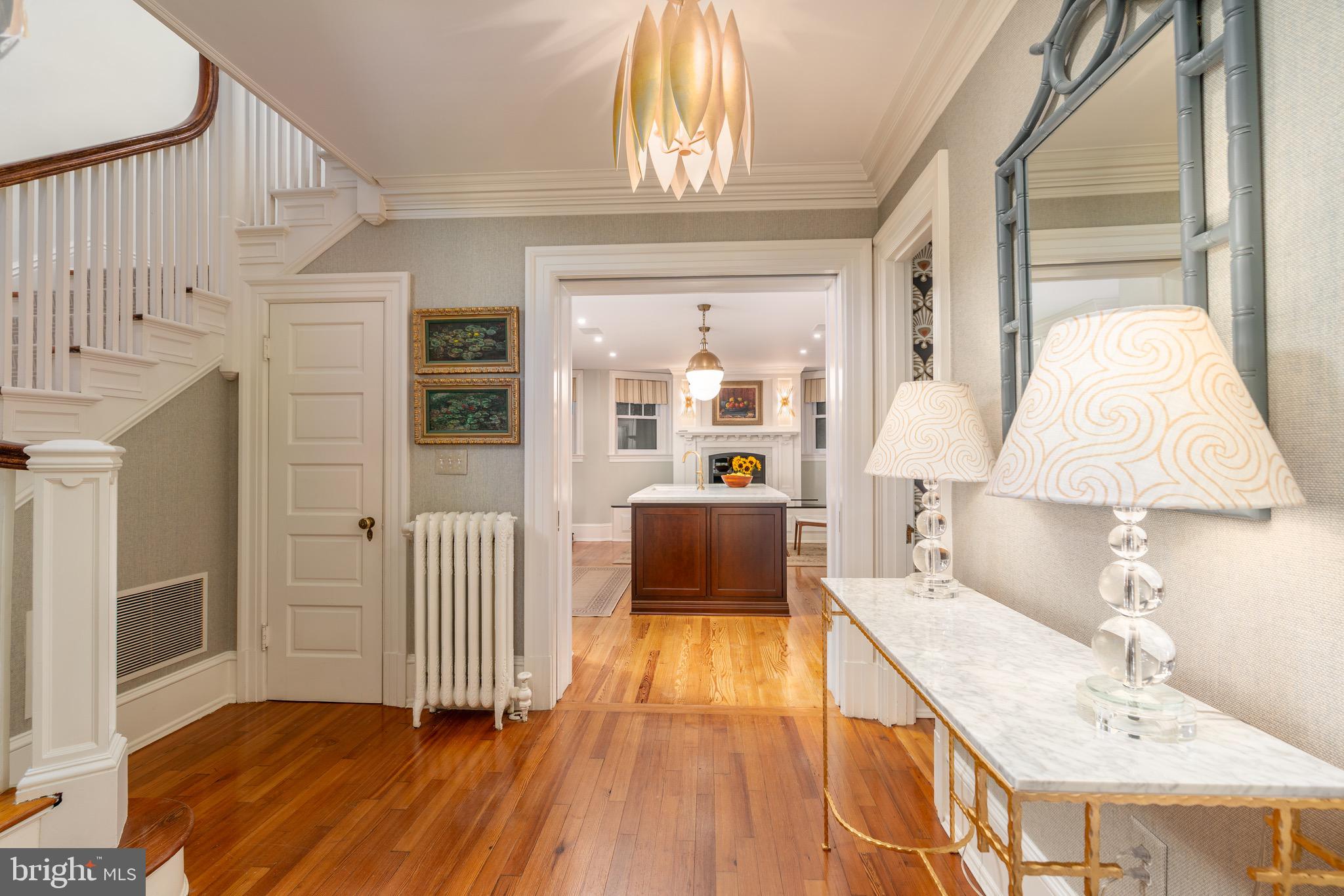 2131 BANCROFT PLACE NW