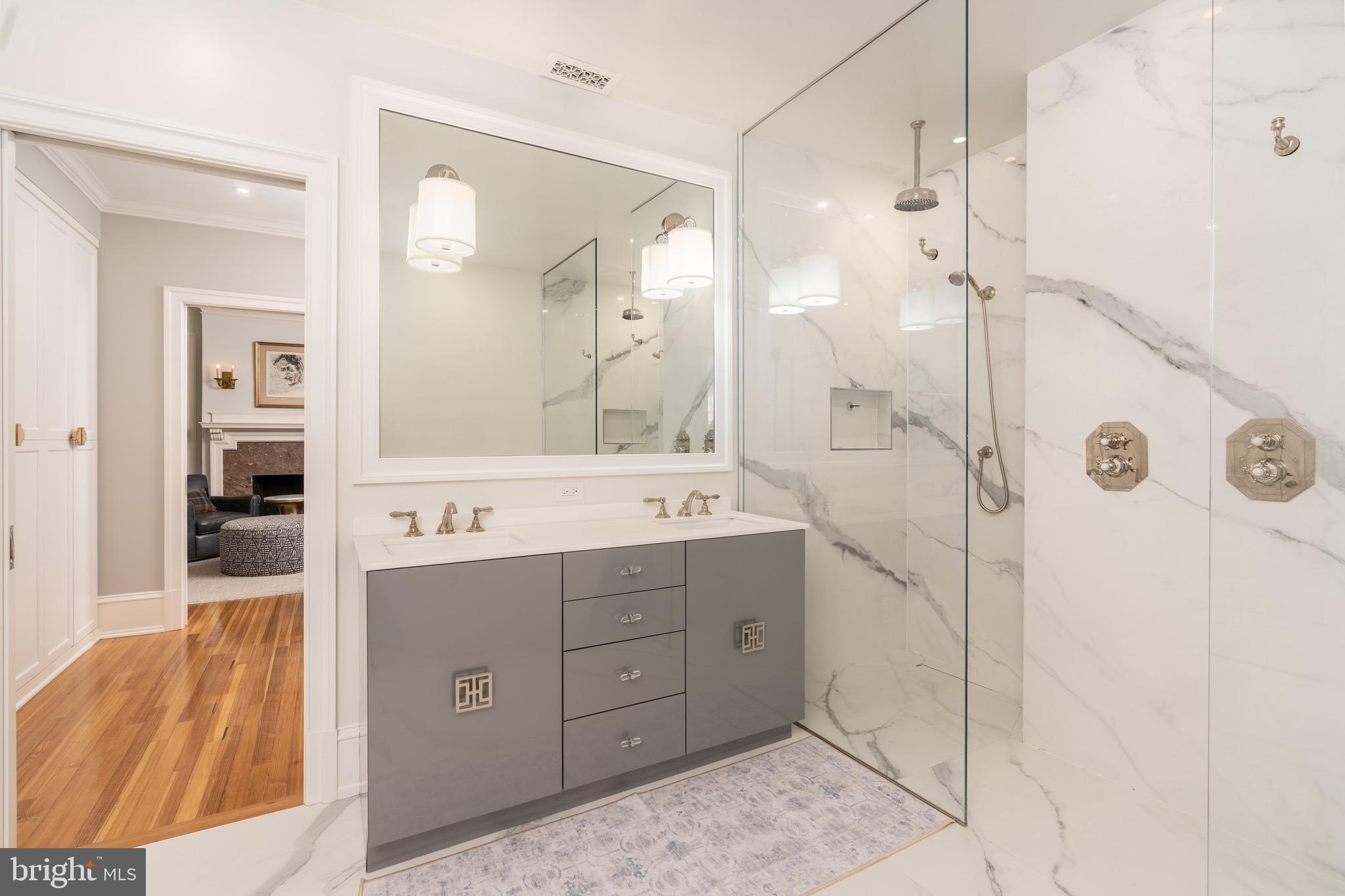 2131 BANCROFT PLACE NW