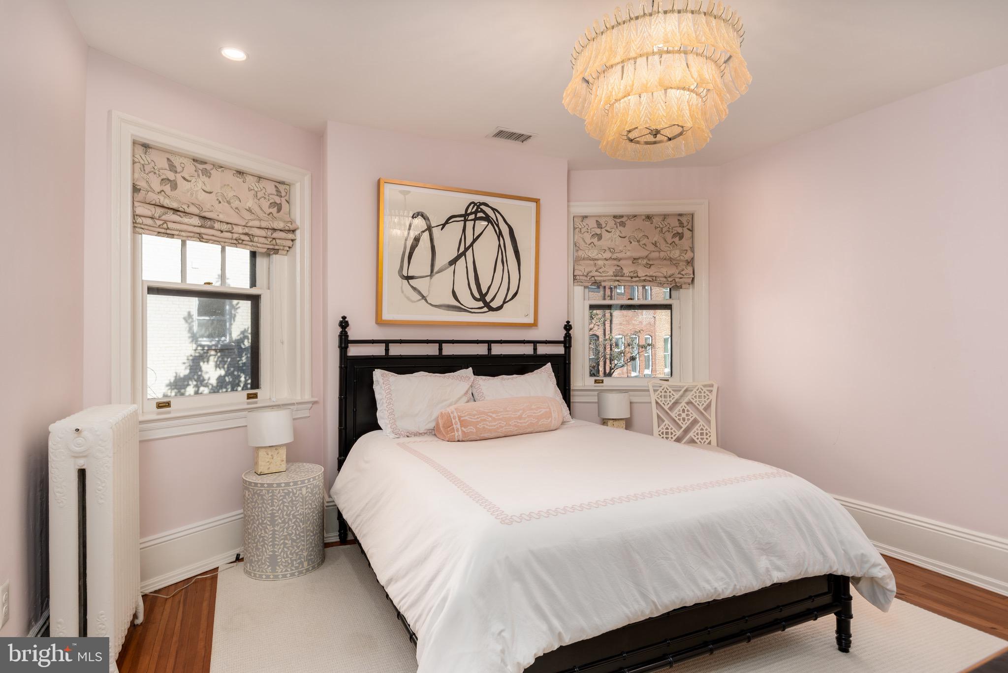 2131 BANCROFT PLACE NW