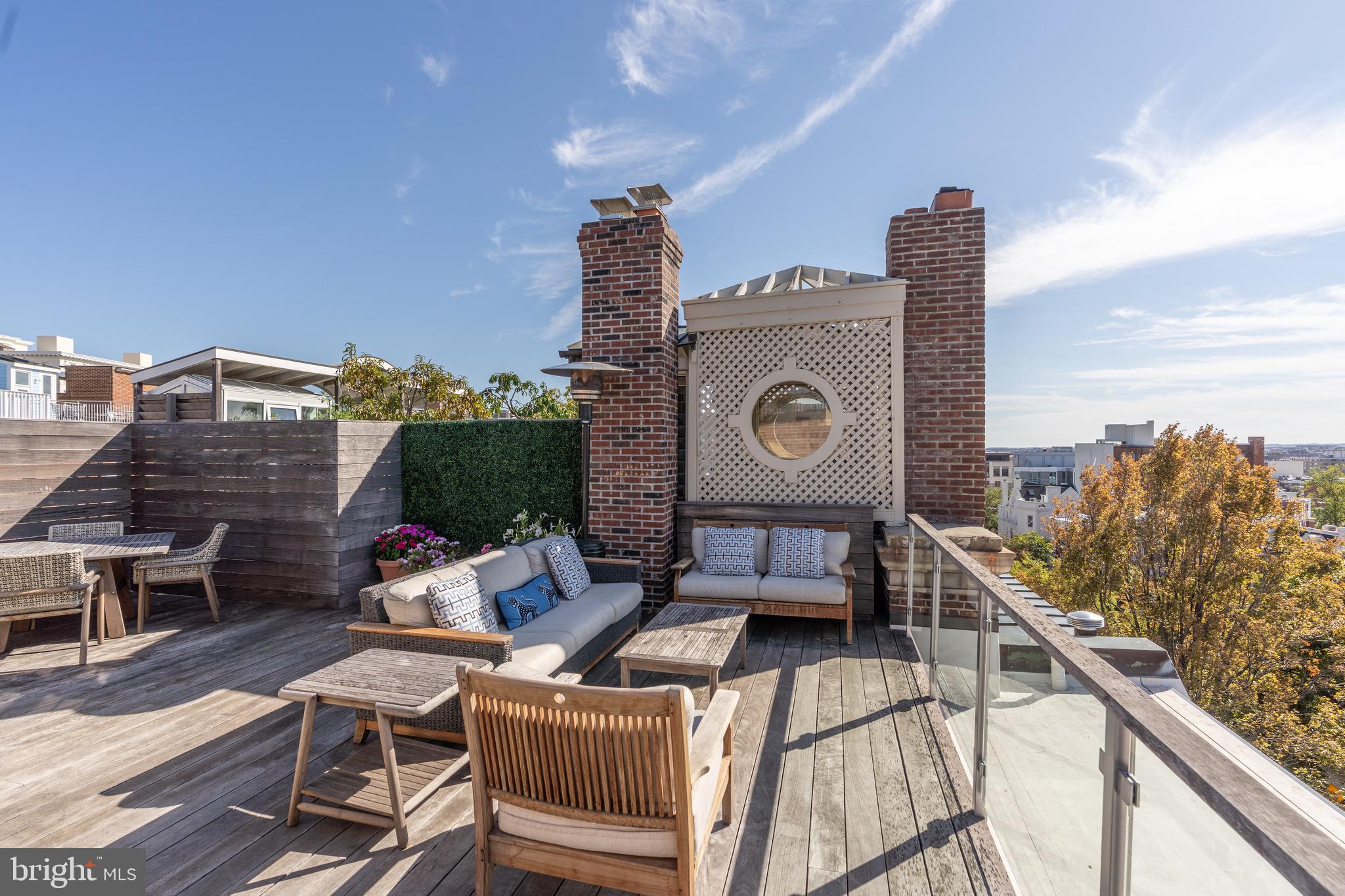 2131 BANCROFT PLACE NW