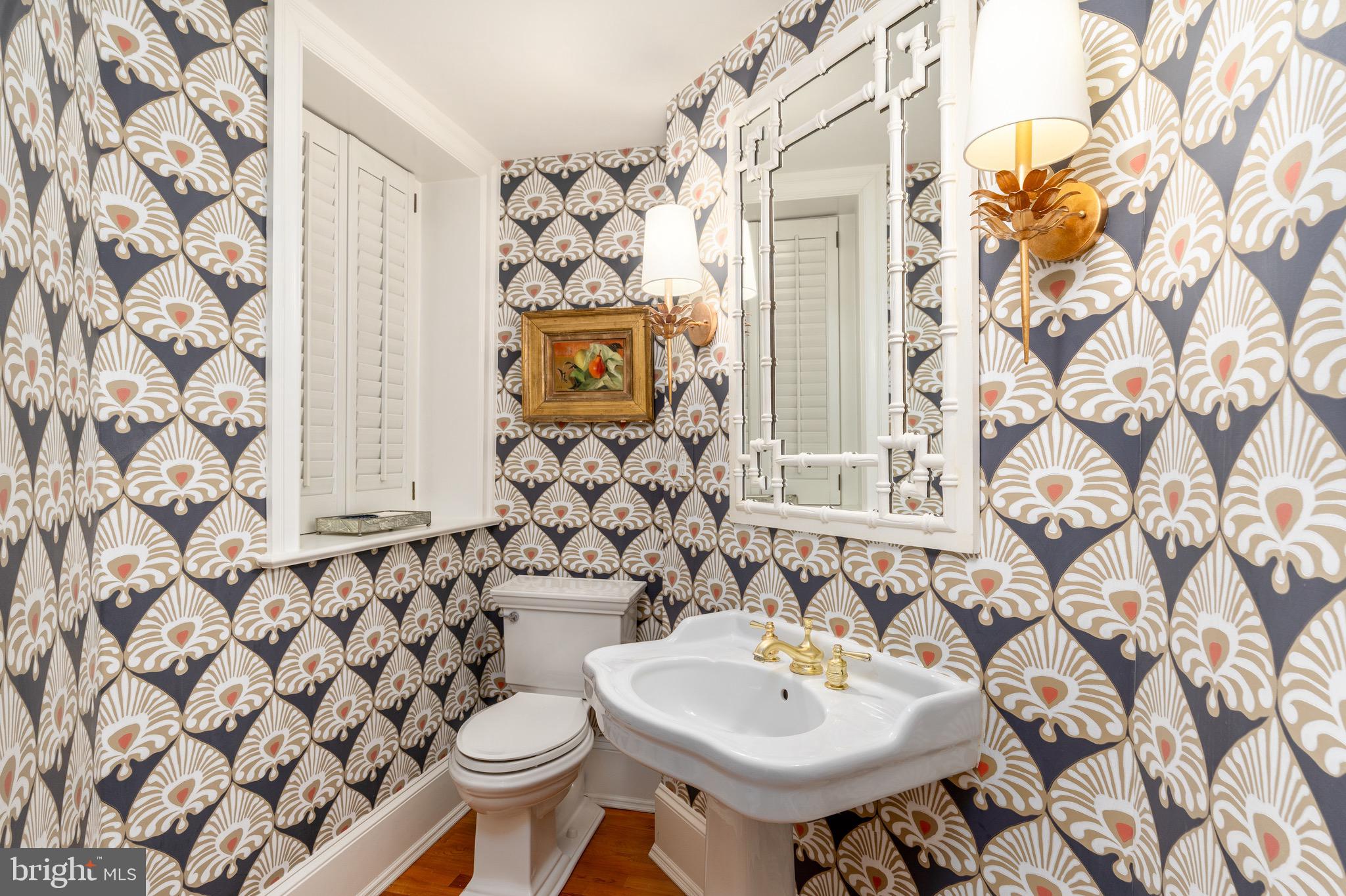 2131 BANCROFT PLACE NW