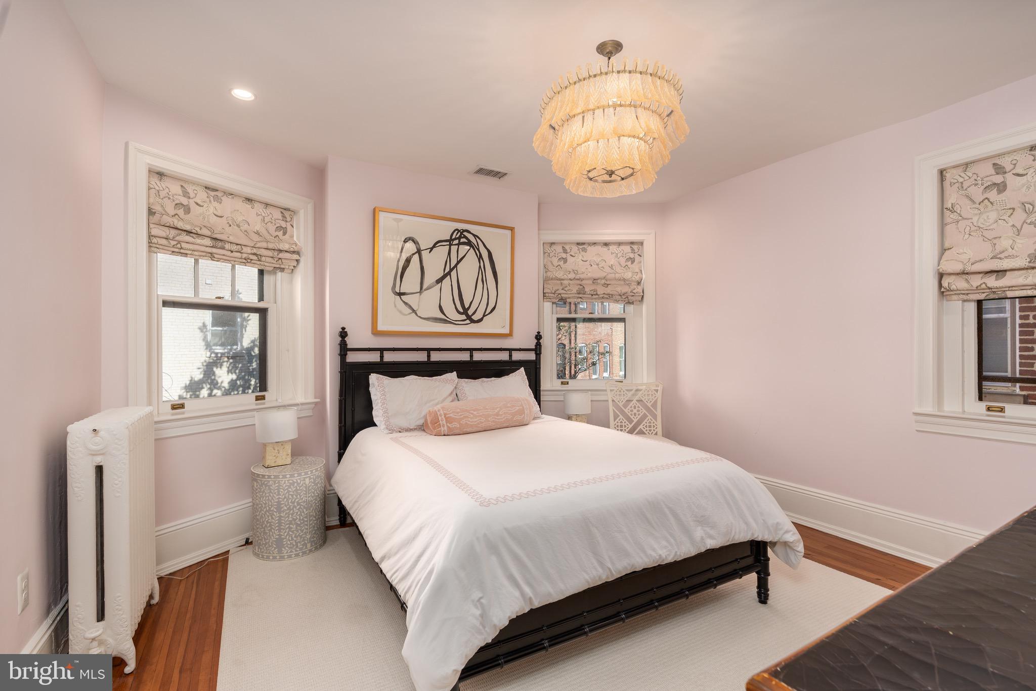 2131 BANCROFT PLACE NW