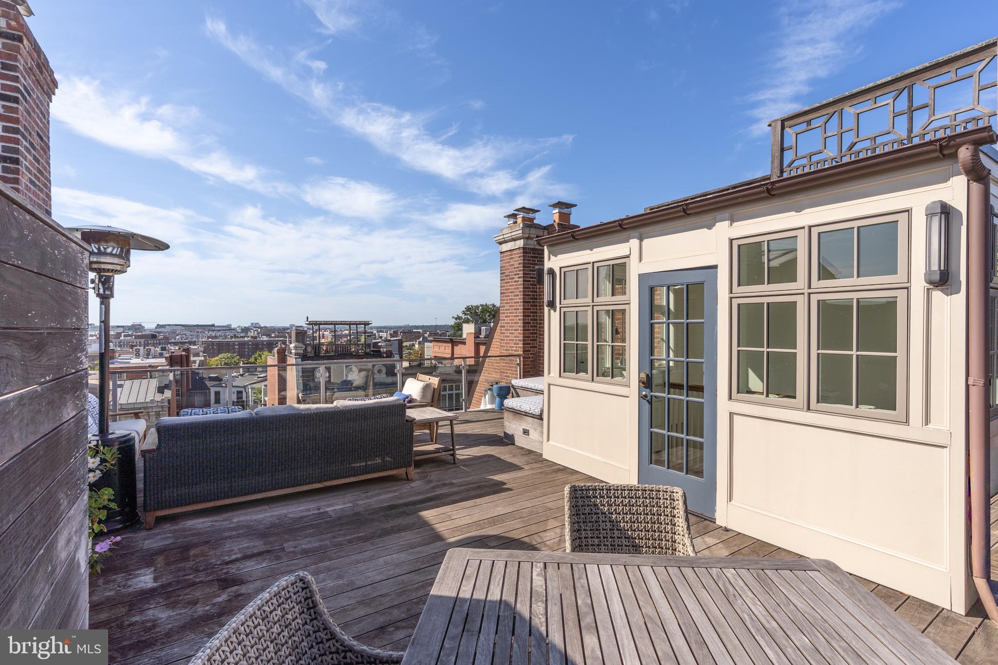 2131 BANCROFT PLACE NW