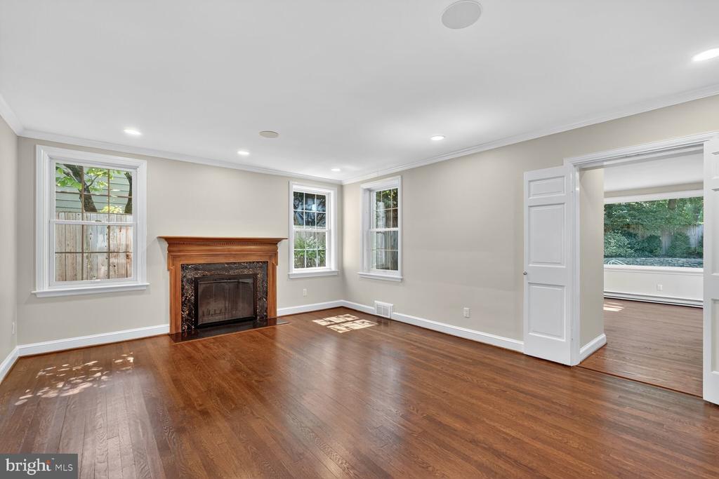 3908 49TH STREET NW