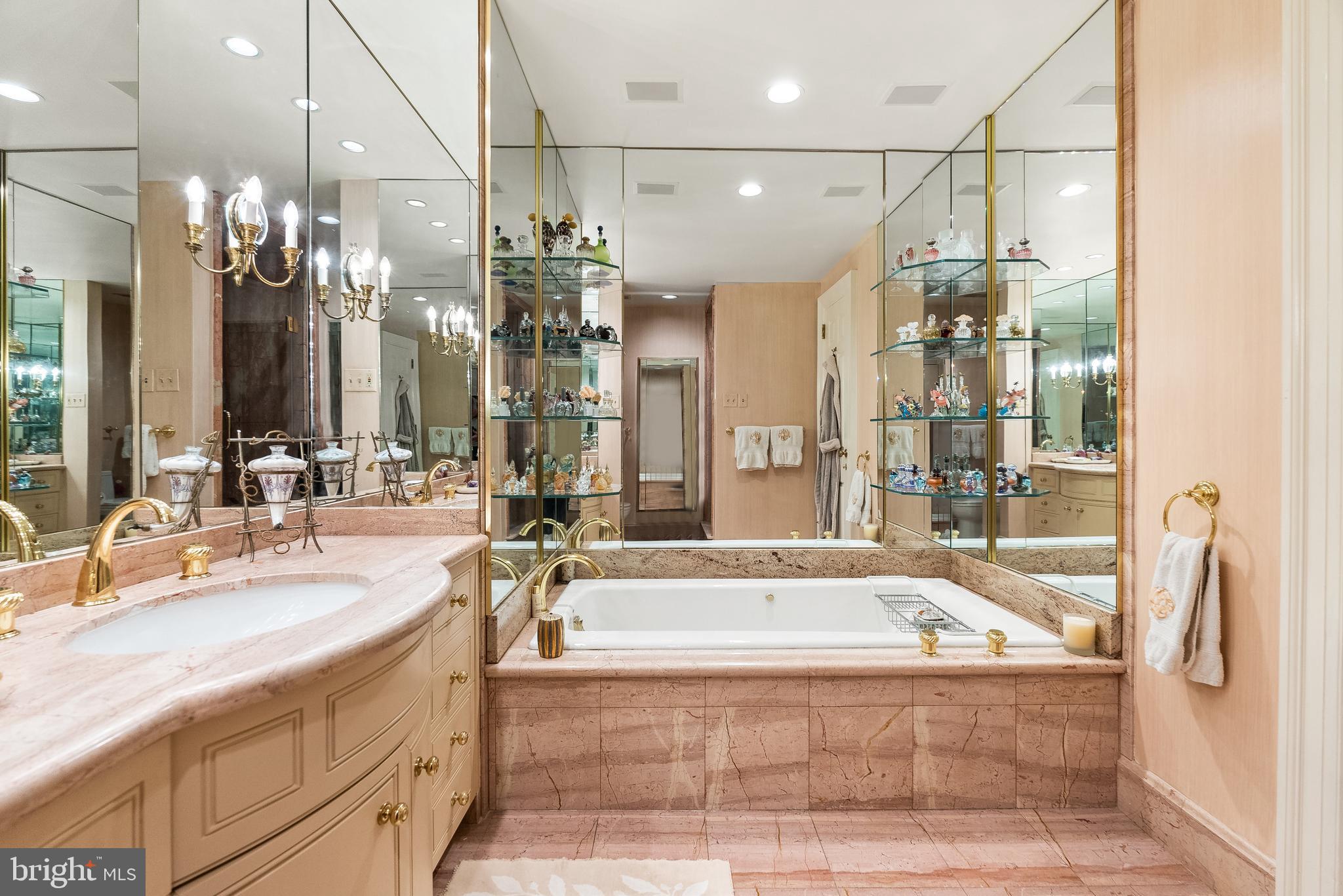 2700 CALVERT STREET NW 418