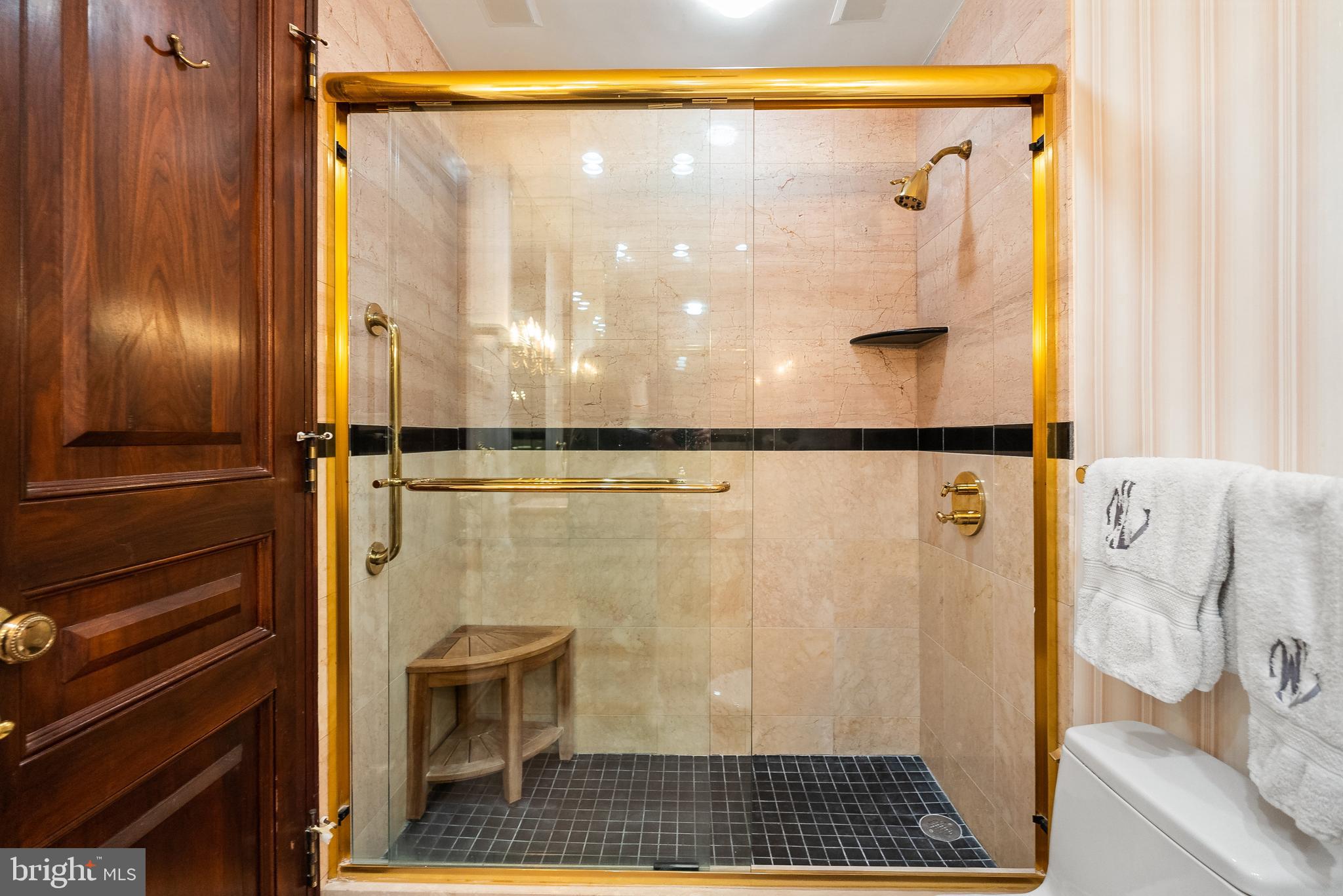 2700 CALVERT STREET NW 418