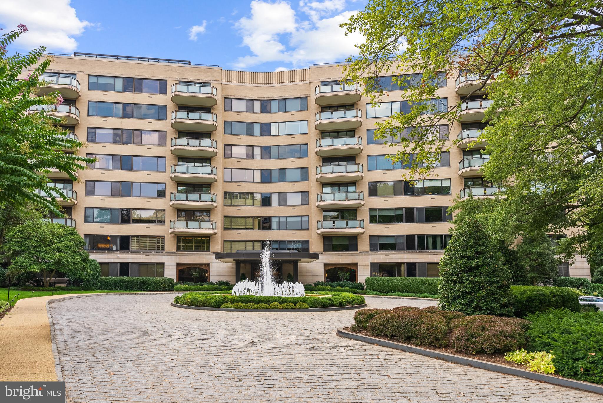 2700 CALVERT STREET NW 418