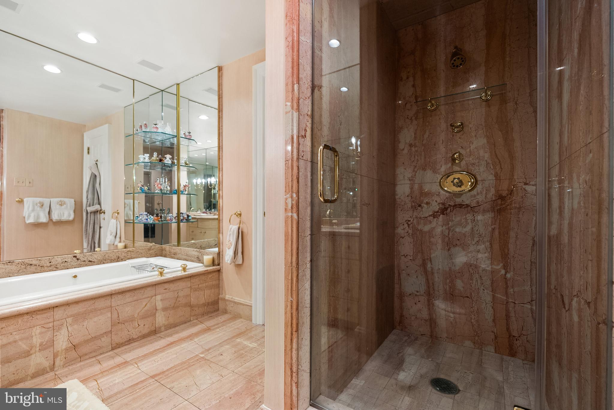 2700 CALVERT STREET NW 418