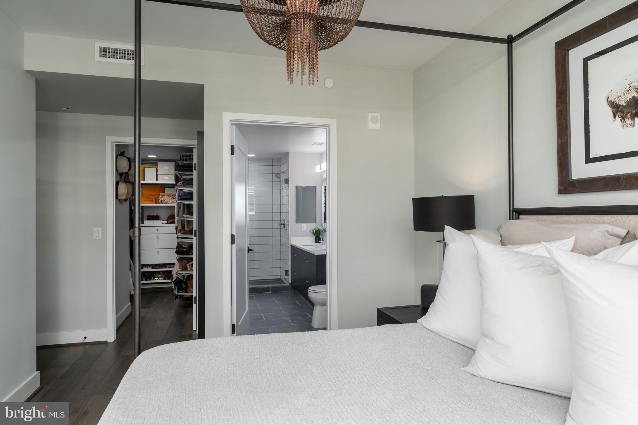 1300 4TH STREET SE 715