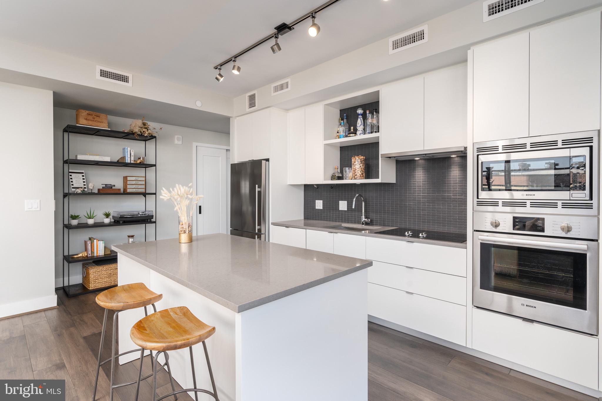 1300 4TH STREET SE 715