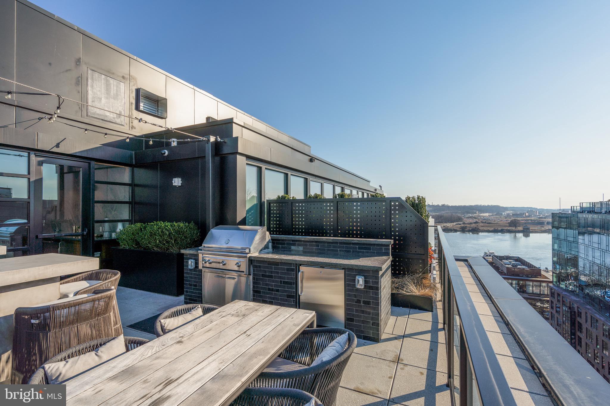 1300 4TH STREET SE 715