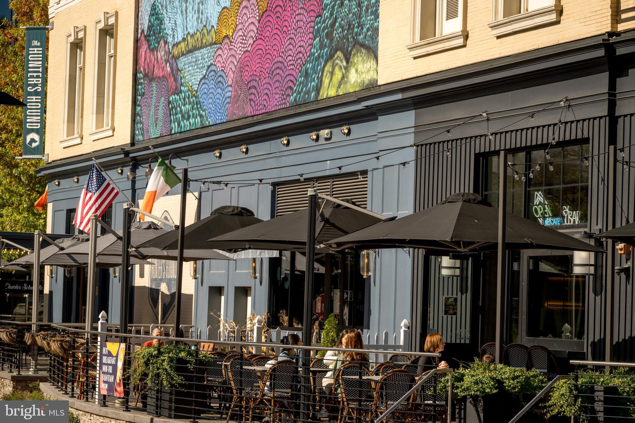 5300 WISCONSIN AVENUE NW TH5/VARIES