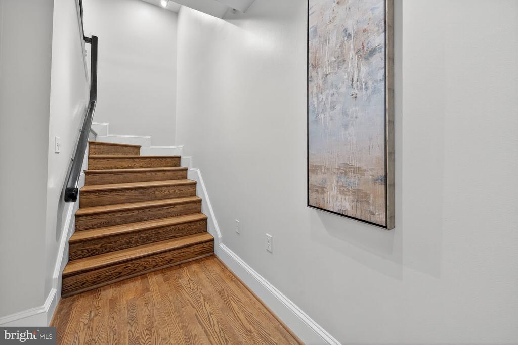 1545 35TH STREET NW