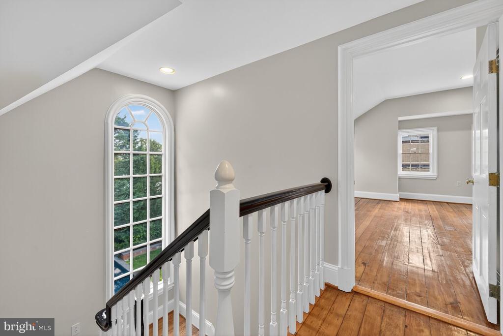 1545 35TH STREET NW