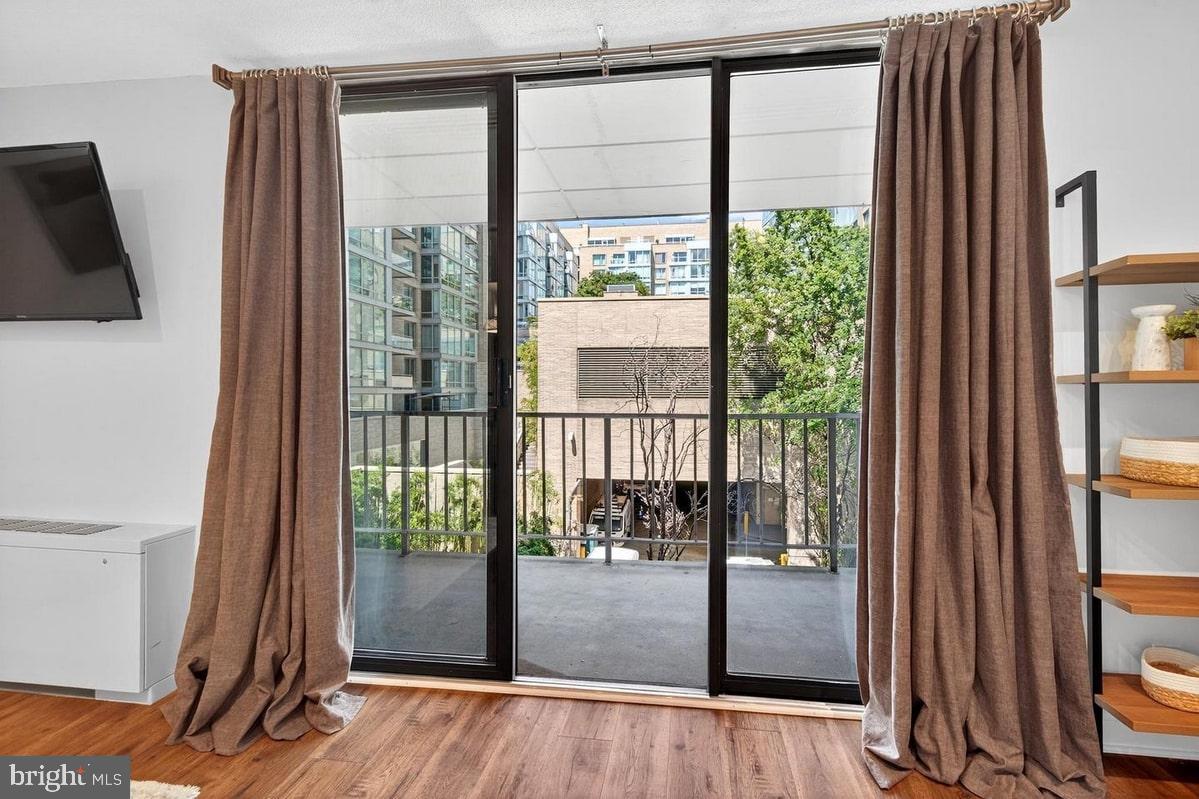 2201 L STREET NW 316