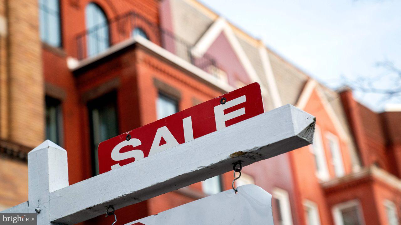 4317 HALLEY TERRACE SE