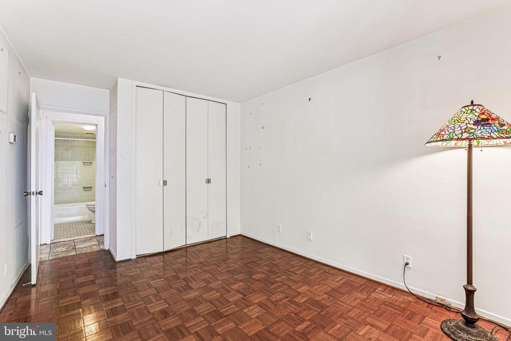 2500 VIRGINIA AVENUE NW 210-S