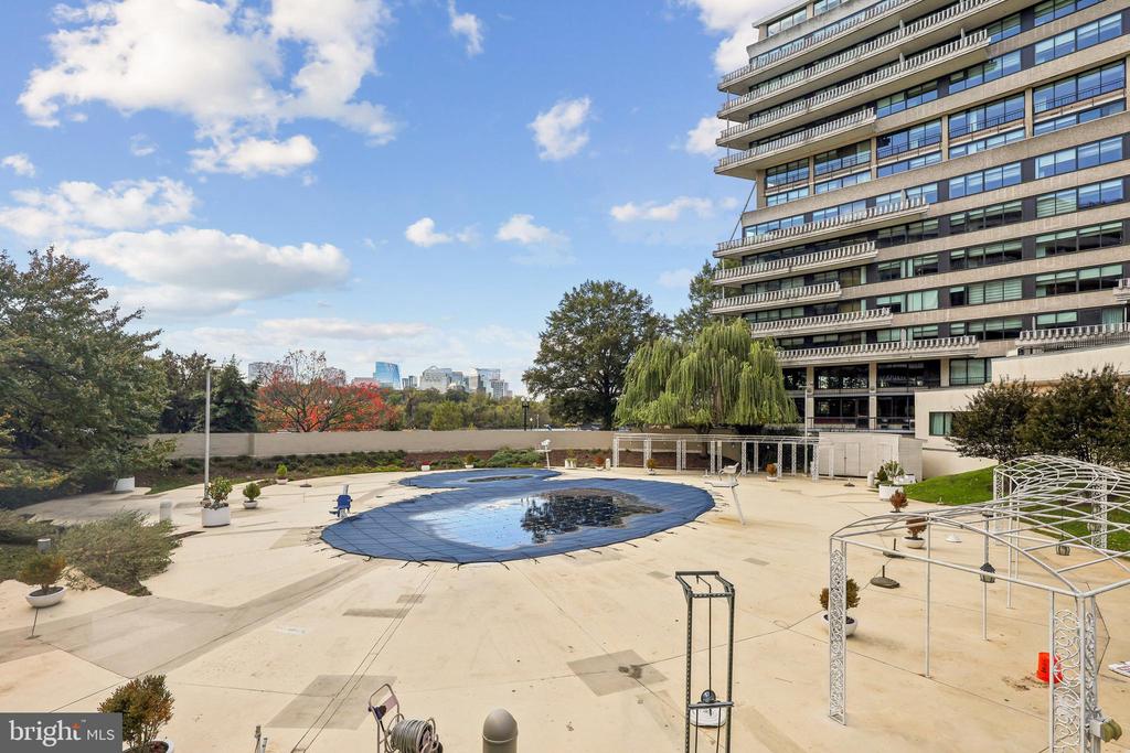 2500 VIRGINIA AVENUE NW 210-S