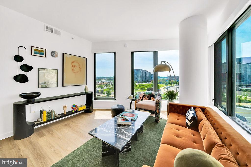 113 POTOMAC AVENUE SW 808