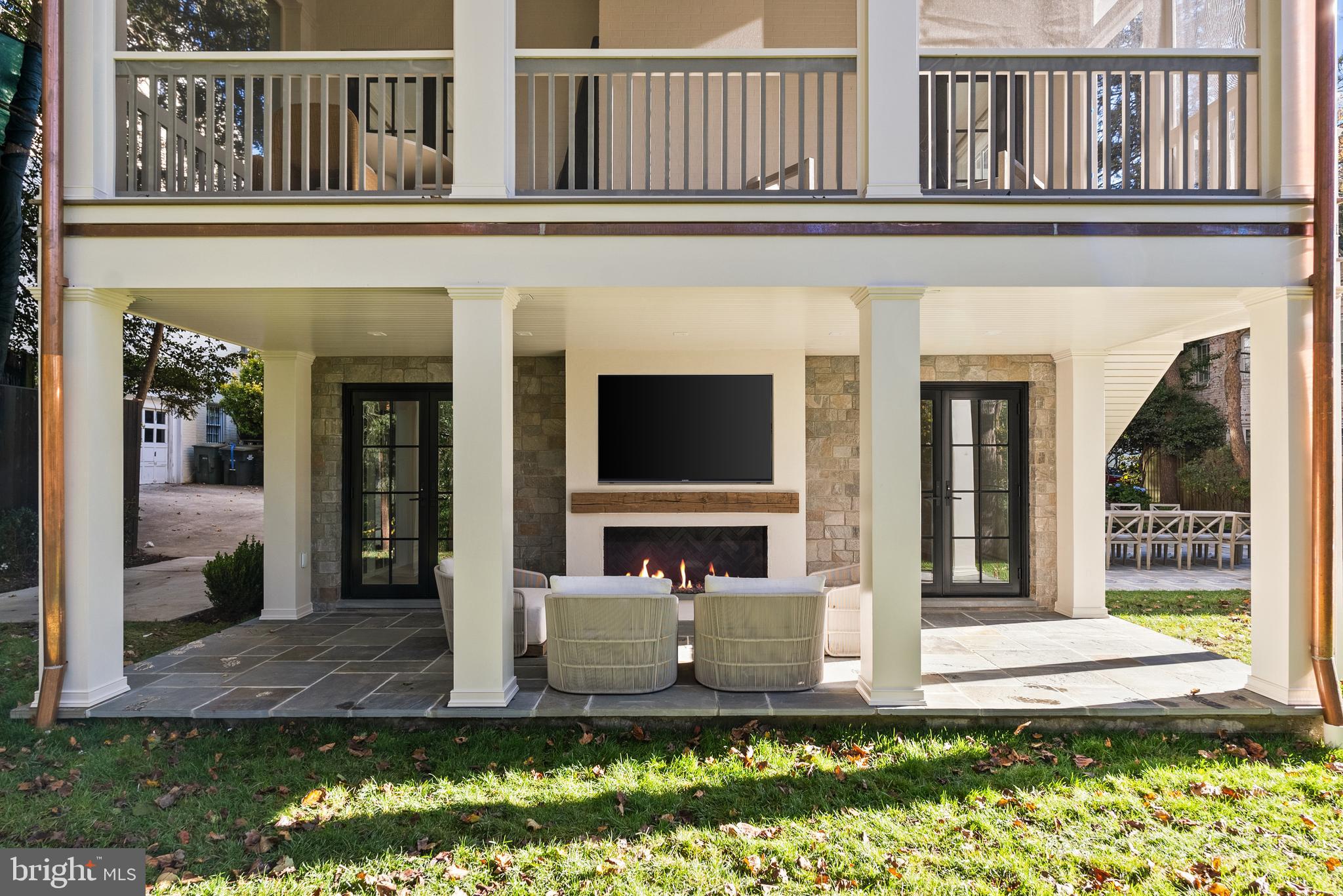 4939 QUEBEC STREET NW