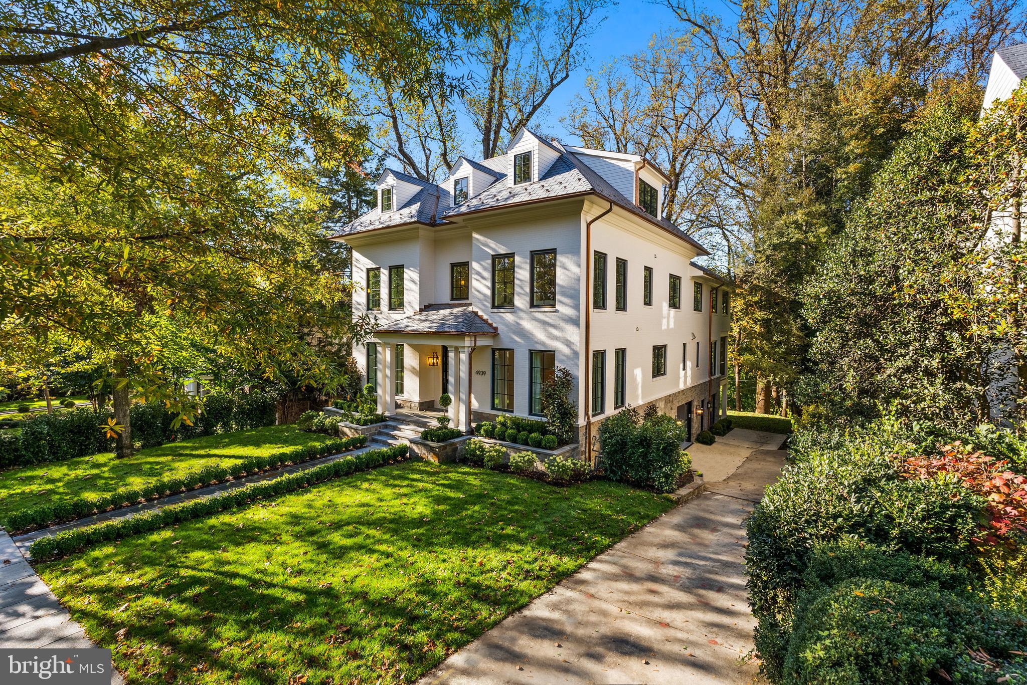 4939 QUEBEC STREET NW