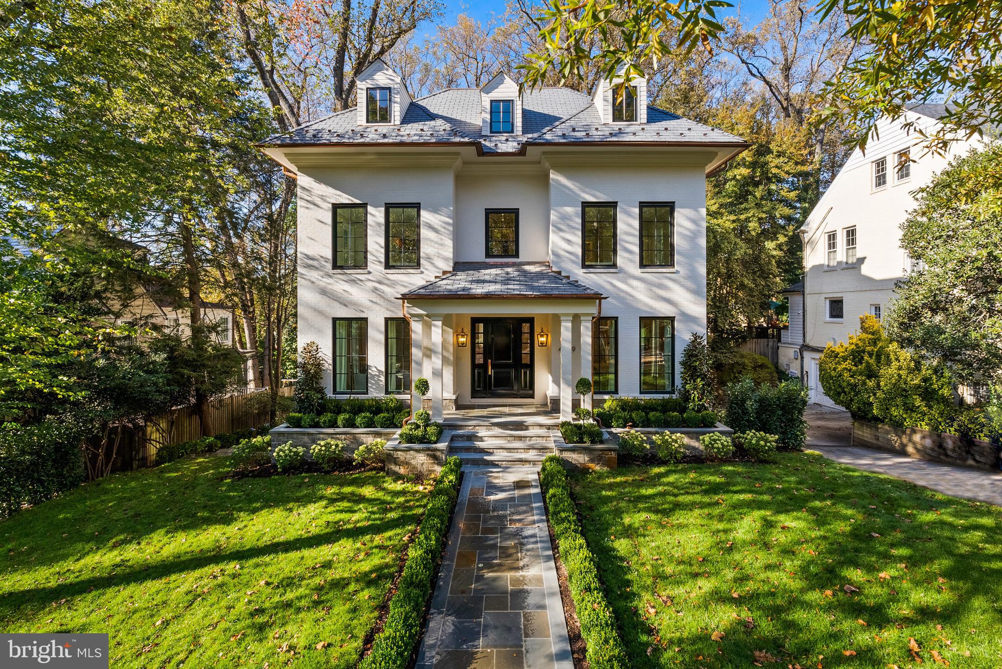 4939 QUEBEC STREET NW