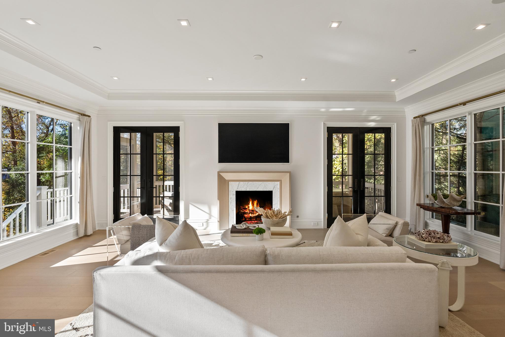 4939 QUEBEC STREET NW