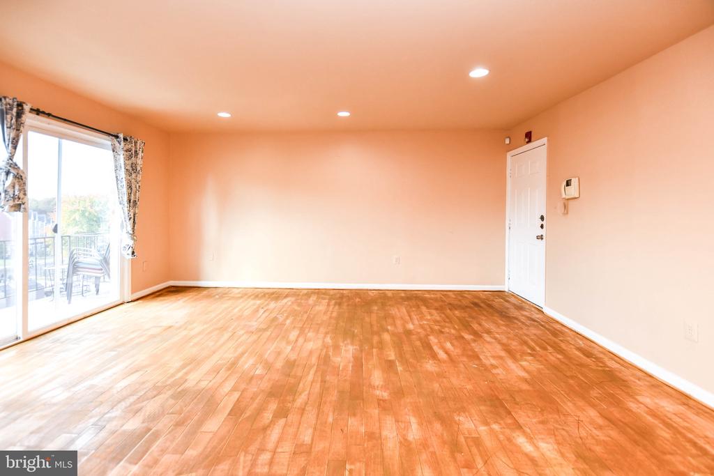 5005 D STREET SE 302