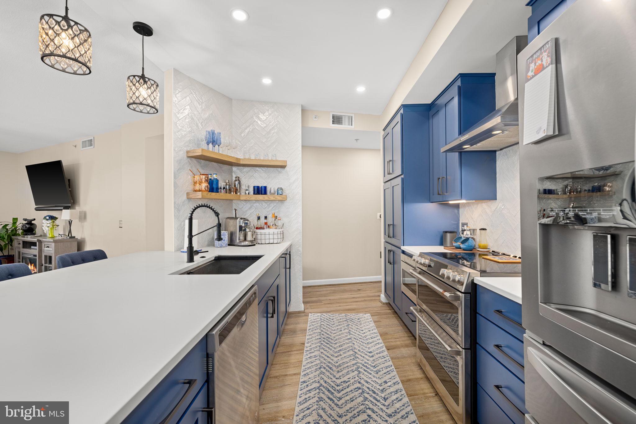 400 MASSACHUSETTS AVENUE NW 1011