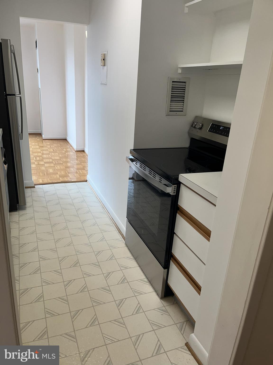 1718 P STREET NW 402
