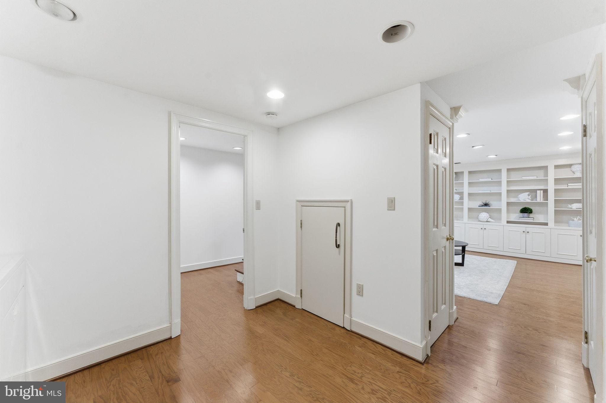 4354 WESTOVER PLACE NW