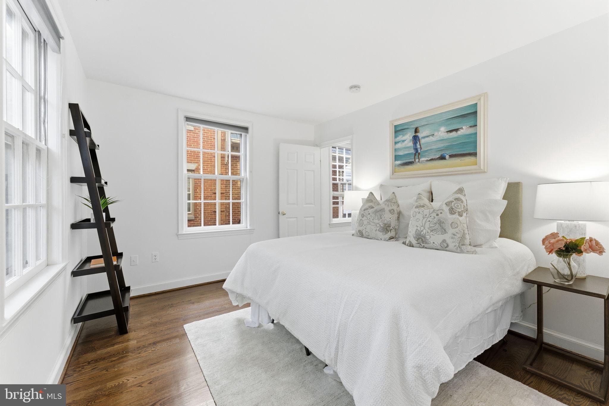 4354 WESTOVER PLACE NW