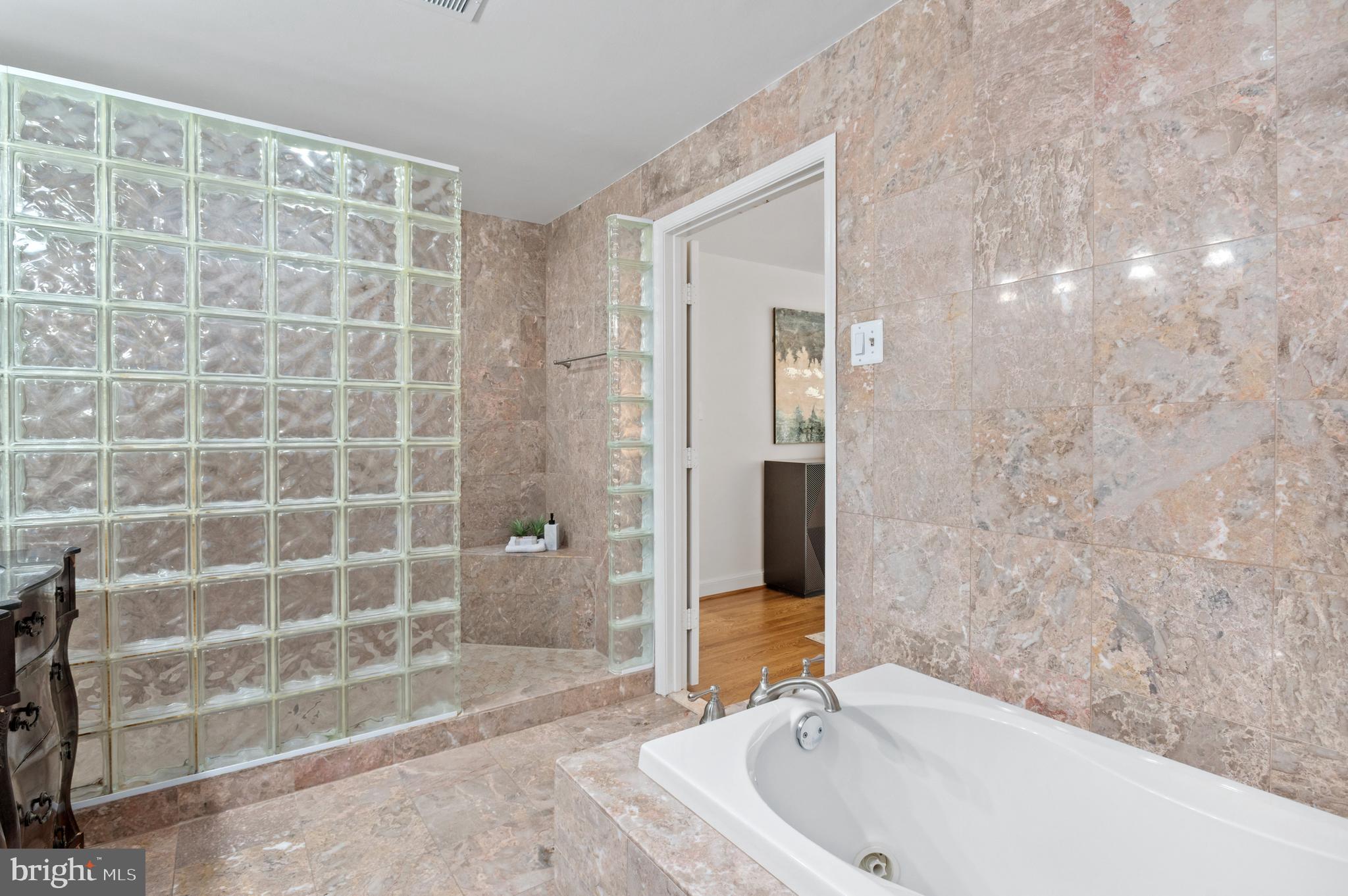 3729 WINFIELD LANE NW