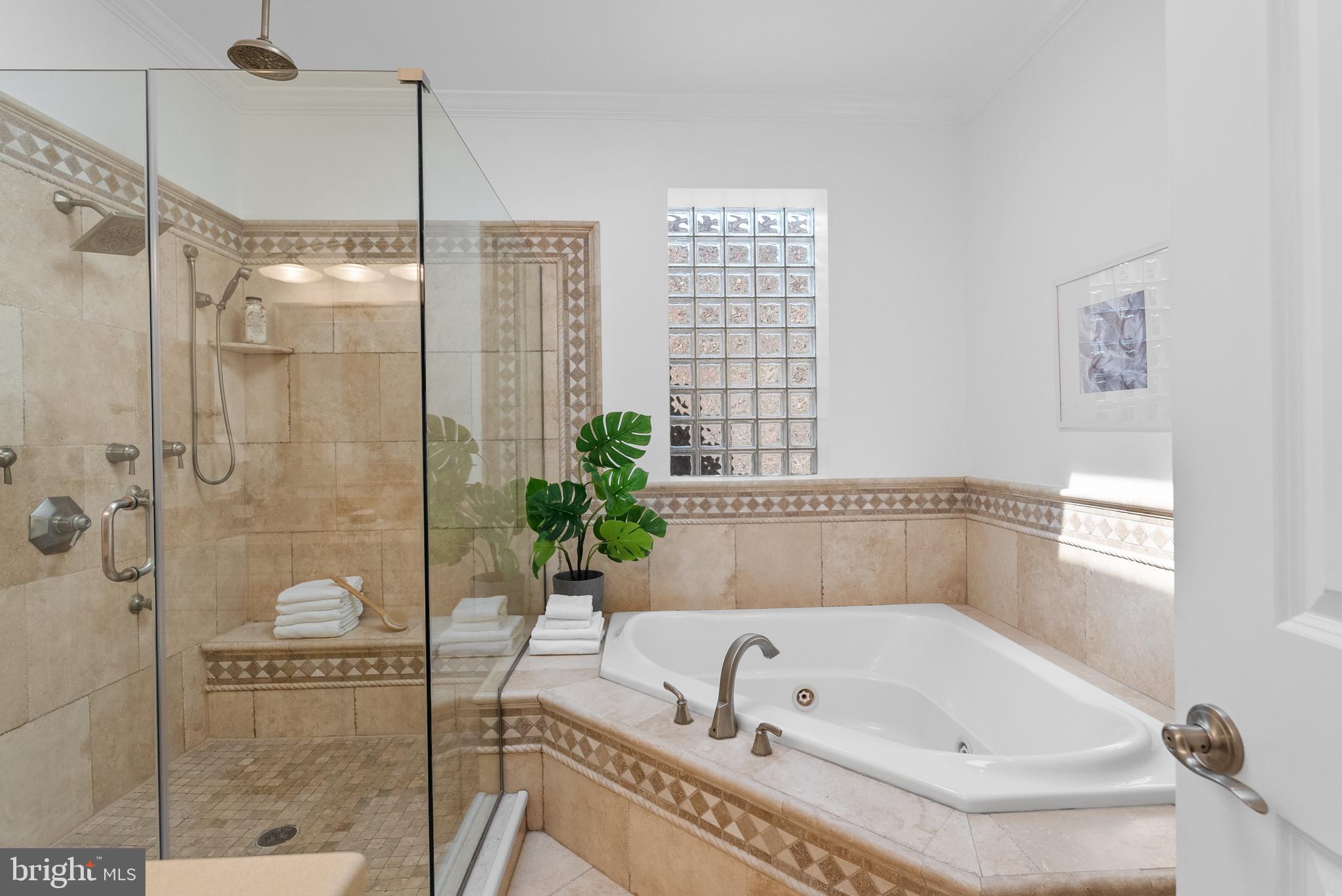 610 INDEPENDENCE AVENUE SE