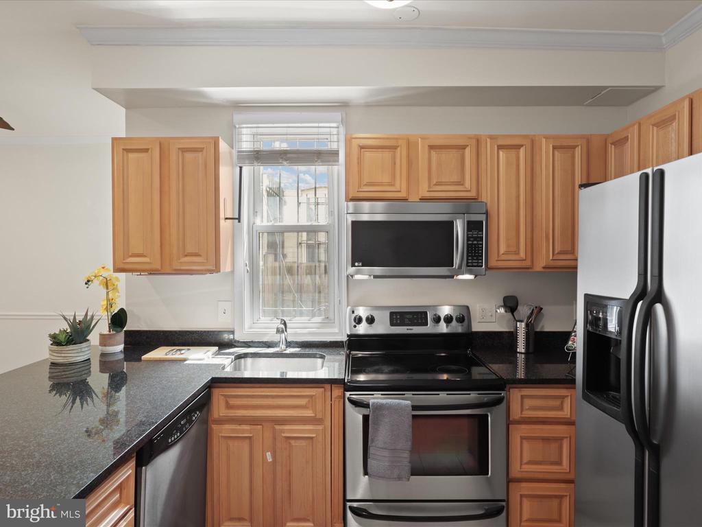 1516 10TH STREET NW 102
