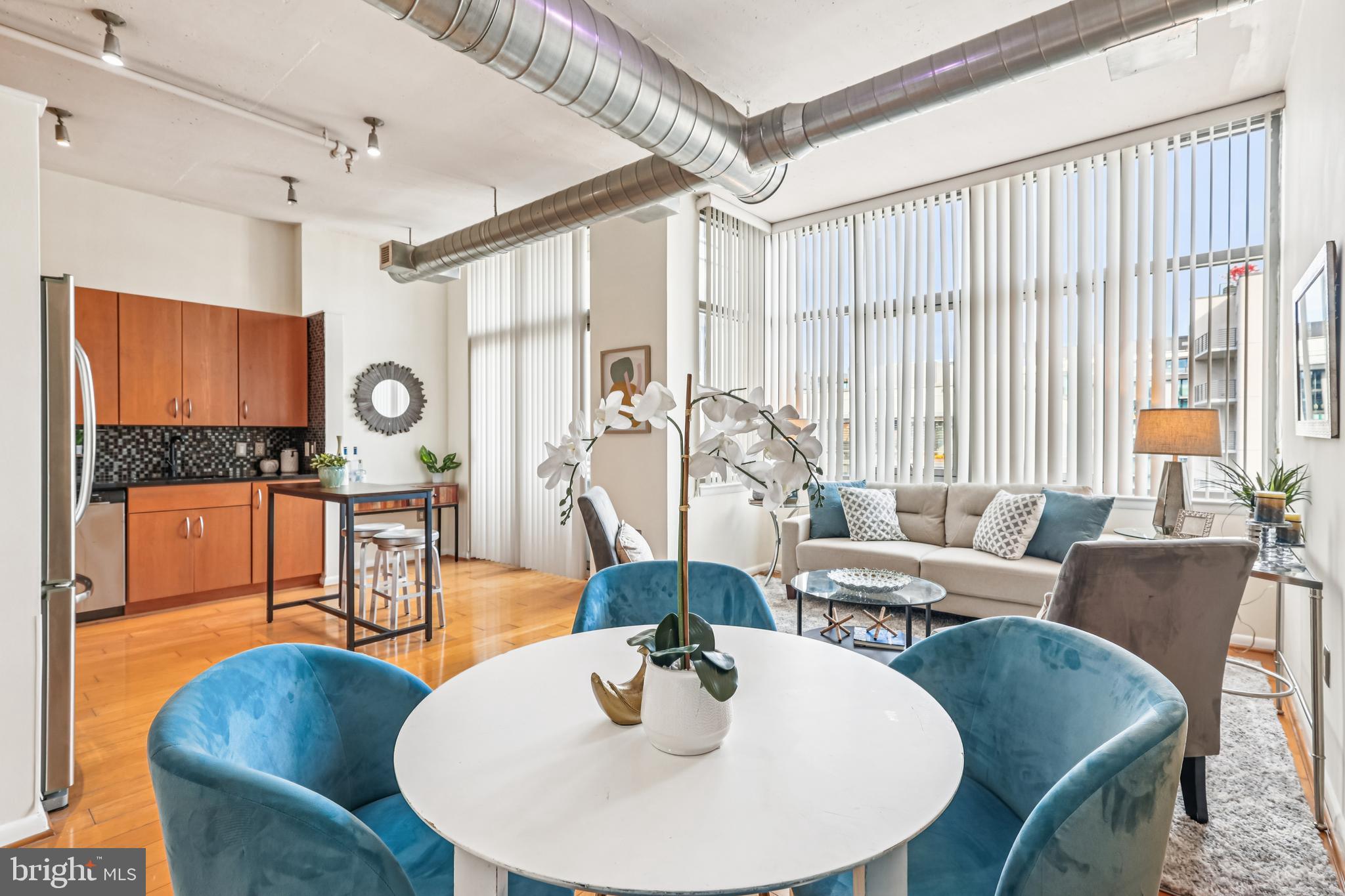 811 4TH STREET NW 1014