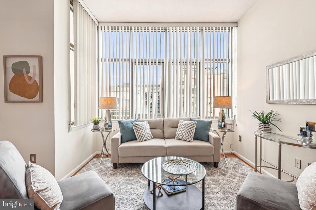 811 4TH STREET NW 1014
