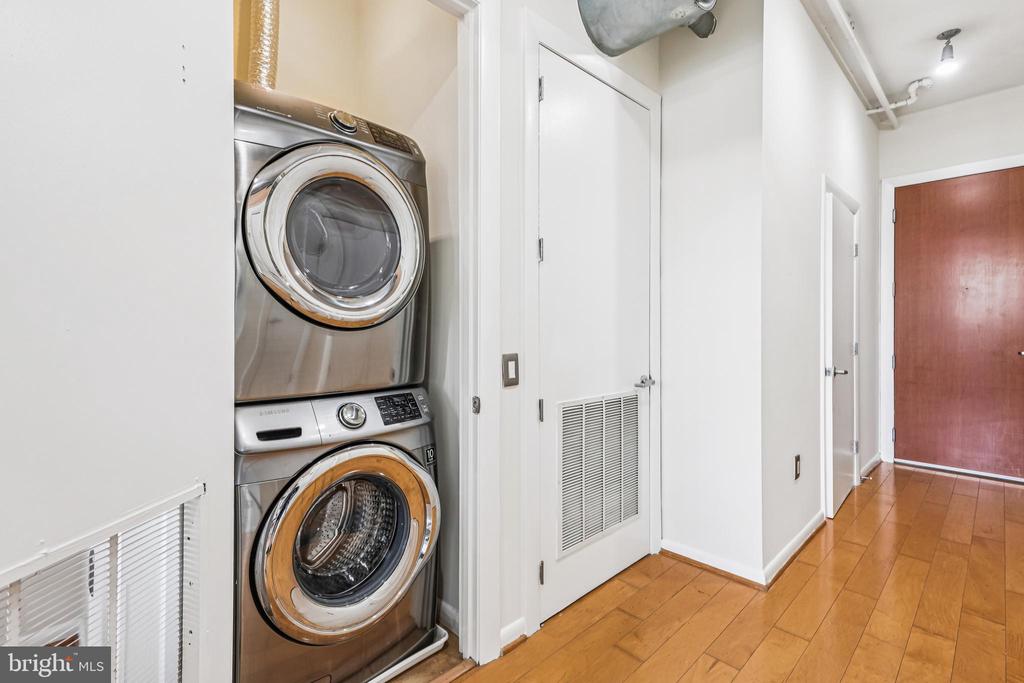 811 4TH STREET NW 1014