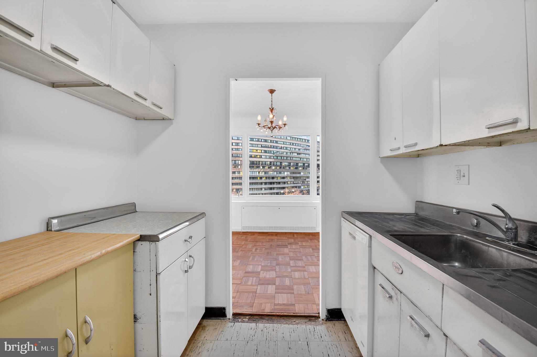 2475 VIRGINIA AVENUE NW 429