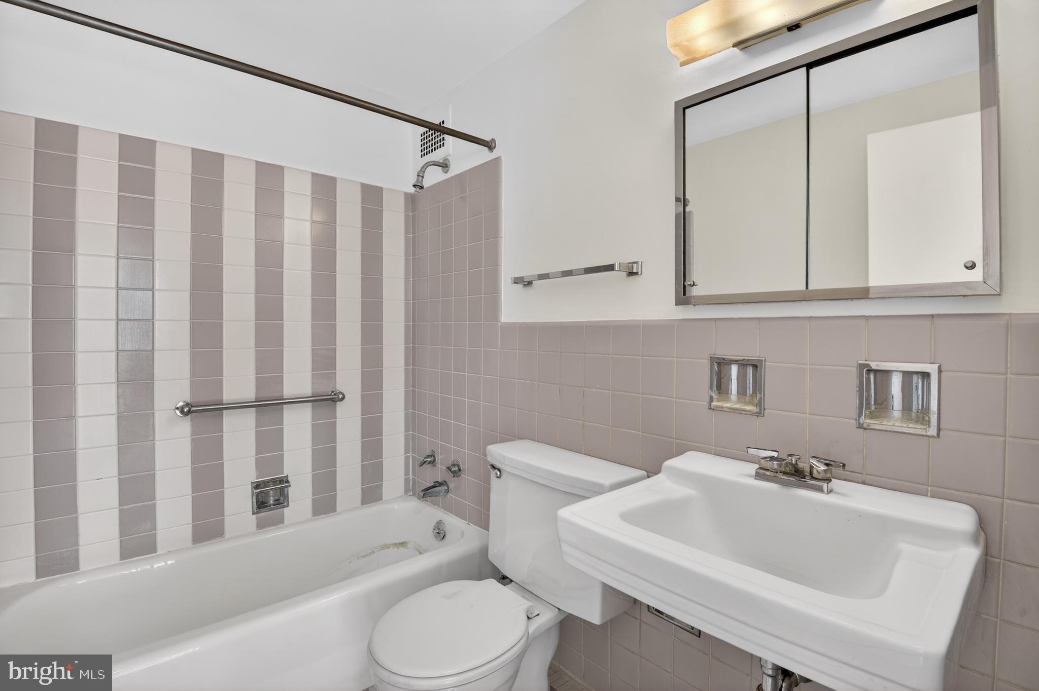 2475 VIRGINIA AVENUE NW 429