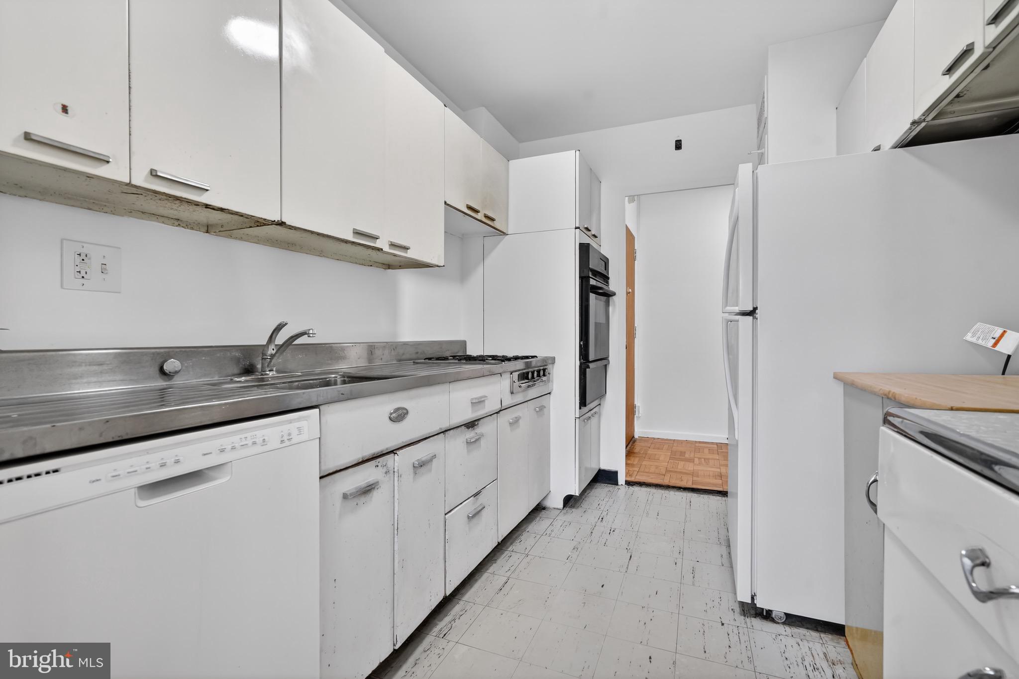 2475 VIRGINIA AVENUE NW 429