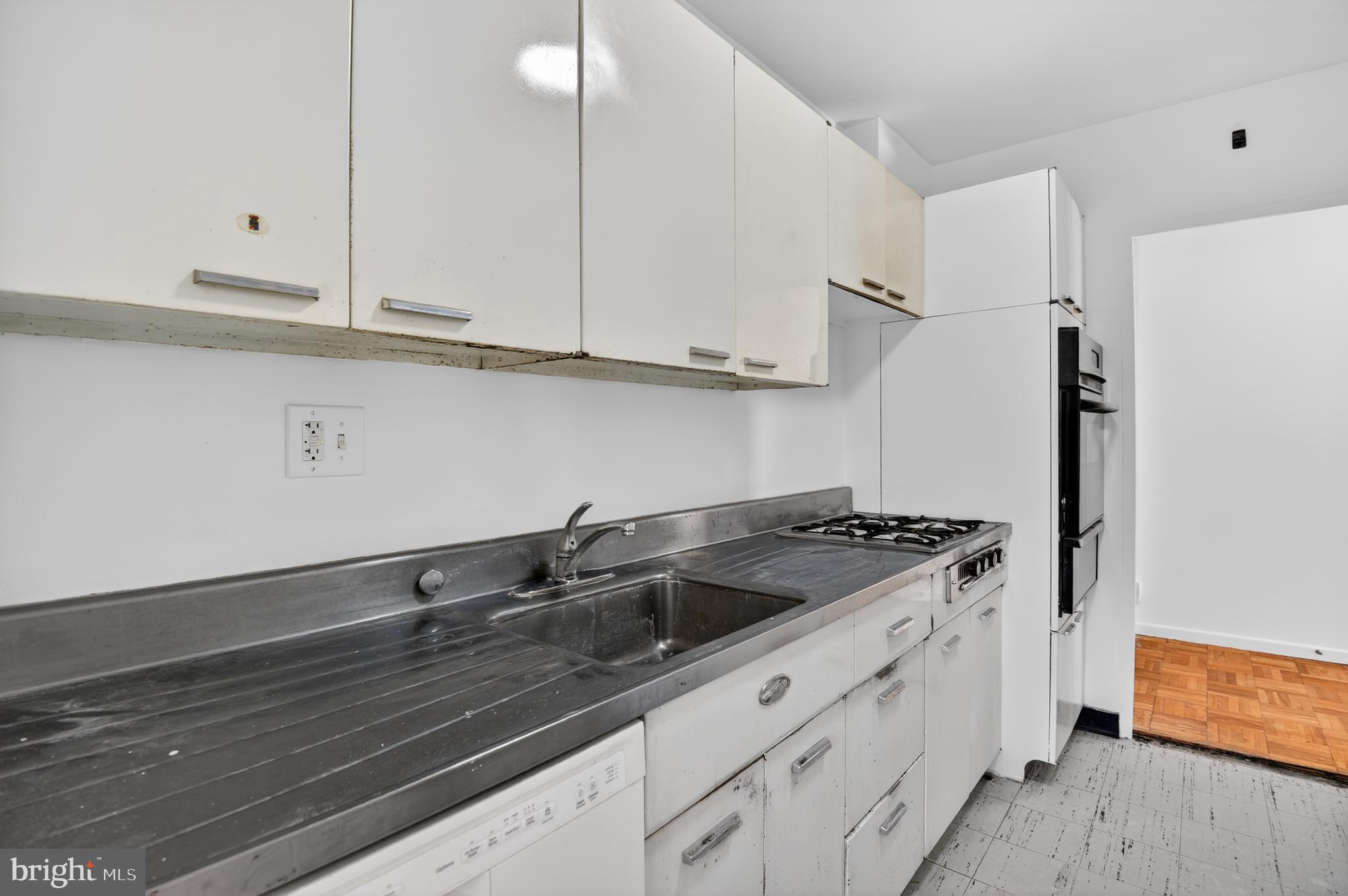 2475 VIRGINIA AVENUE NW 429