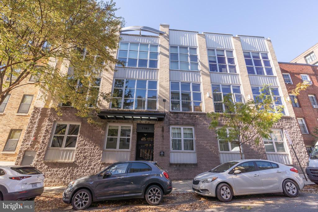 2380 CHAMPLAIN STREET NW 15 NOW 305 PENTHOUSE