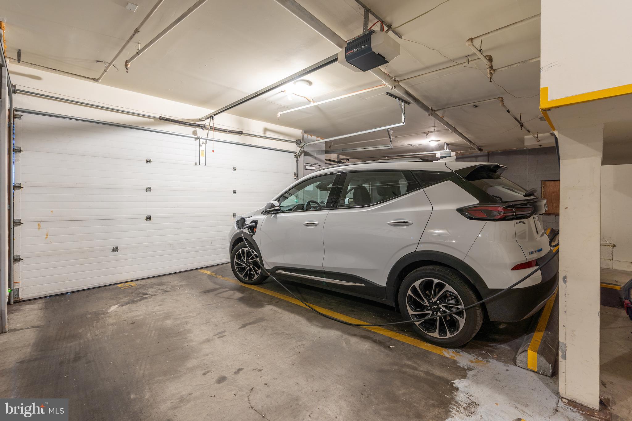 2380 CHAMPLAIN STREET NW 15 NOW 305 PENTHOUSE