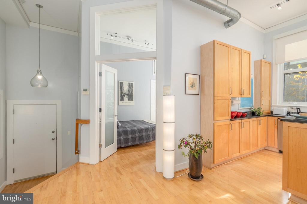 2380 CHAMPLAIN STREET NW 15 NOW 305 PENTHOUSE