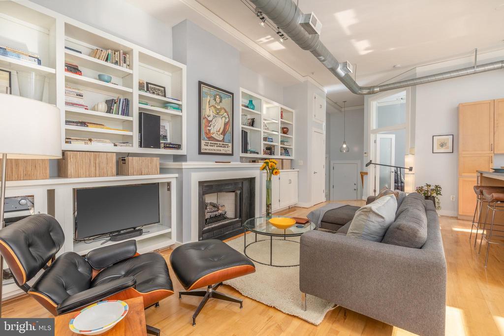 2380 CHAMPLAIN STREET NW 15 NOW 305 PENTHOUSE