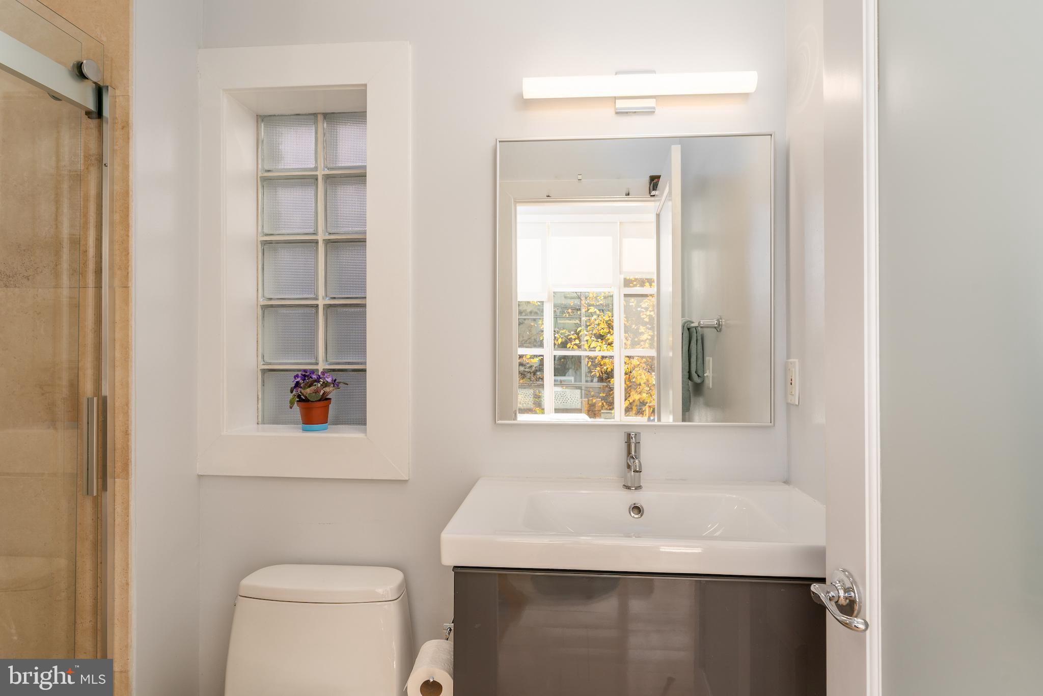 2380 CHAMPLAIN STREET NW 15 NOW 305 PENTHOUSE