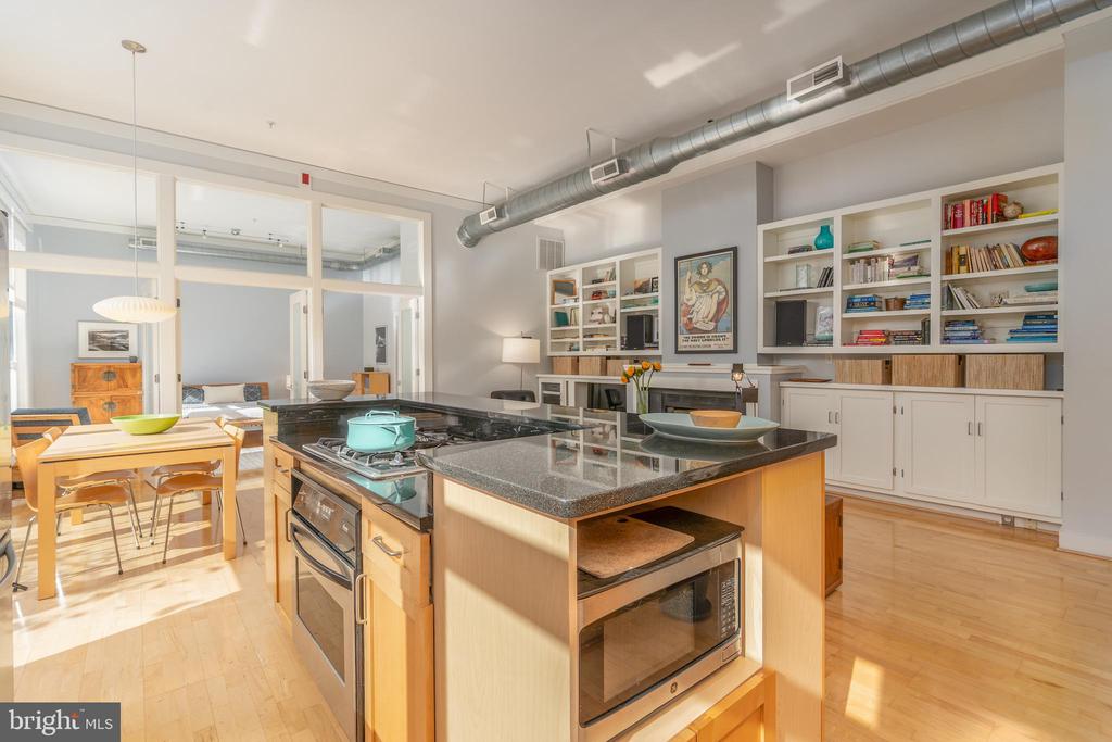 2380 CHAMPLAIN STREET NW 15 NOW 305 PENTHOUSE