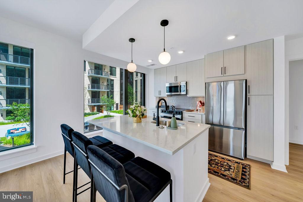 113 POTOMAC AVENUE SW 401