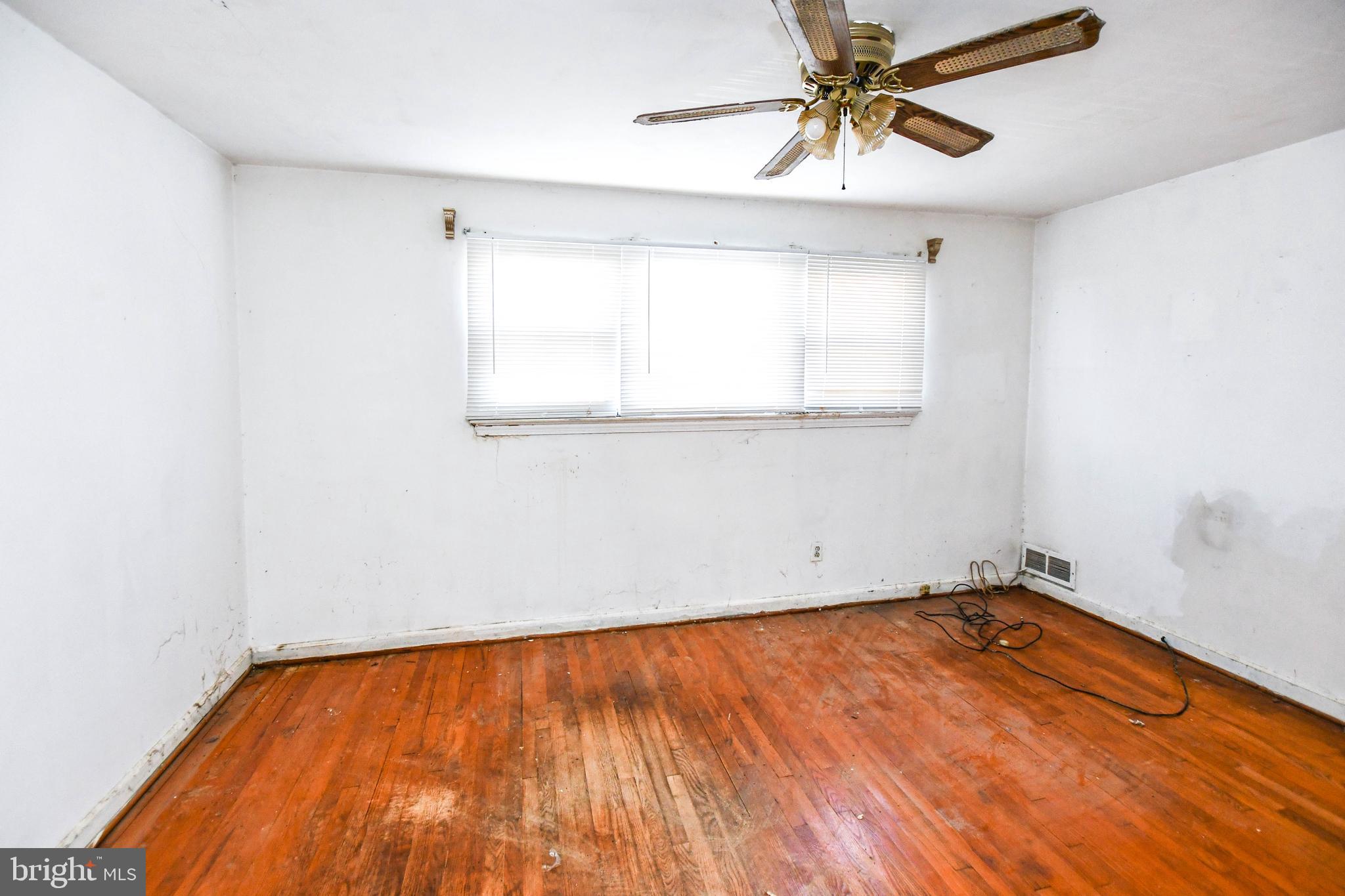 5320 CHILLUM PLACE NE